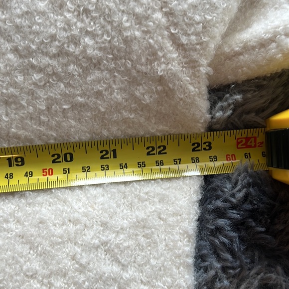 Aerie Teddy Boucle Sweater - Picture 11 of 12